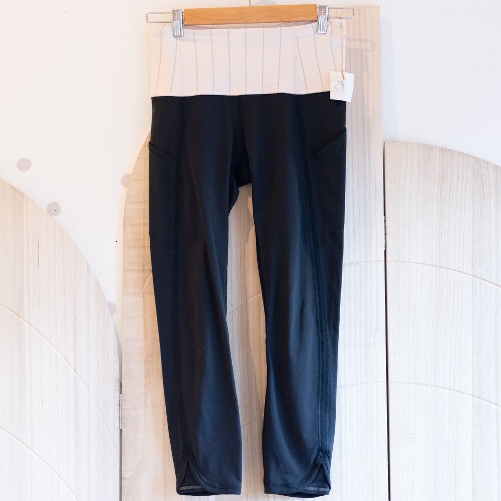 Lululemon | Cropped Leggings